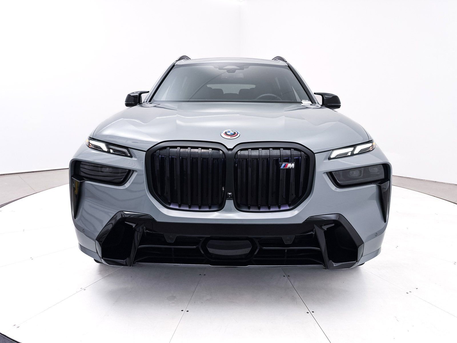 Used 2023 BMW X7 M60i w/ Executive Package AWD/4WD image 16