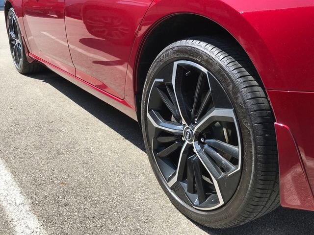 Used 2023 Nissan Altima 2.5 SR AWD/4WD image 13