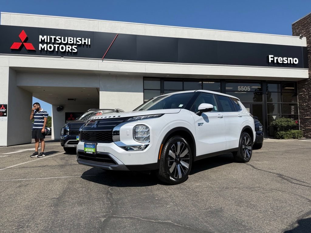 New 2026 Mitsubishi Outlander SE