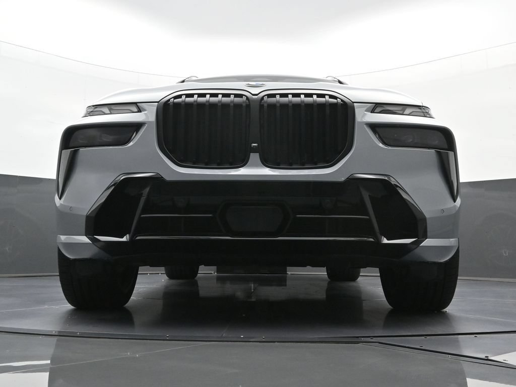 Used 2026 BMW X7 xDrive40i w/ M Sport Package AWD/4WD image 24