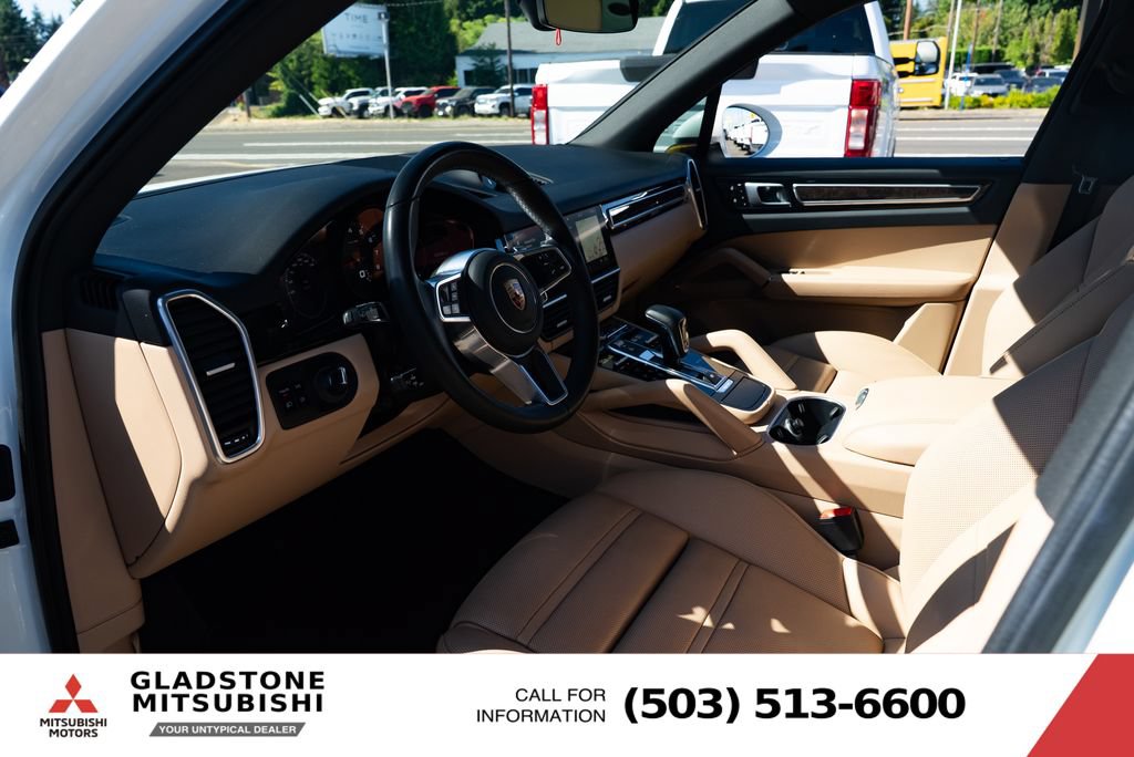 Used 2021 Porsche Cayenne AWD/4WD image 19