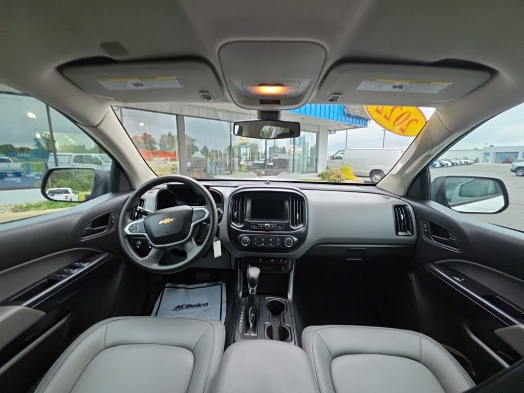 Used 2022 Chevrolet Colorado W/T w/ WT Convenience Package AWD/4WD image 19