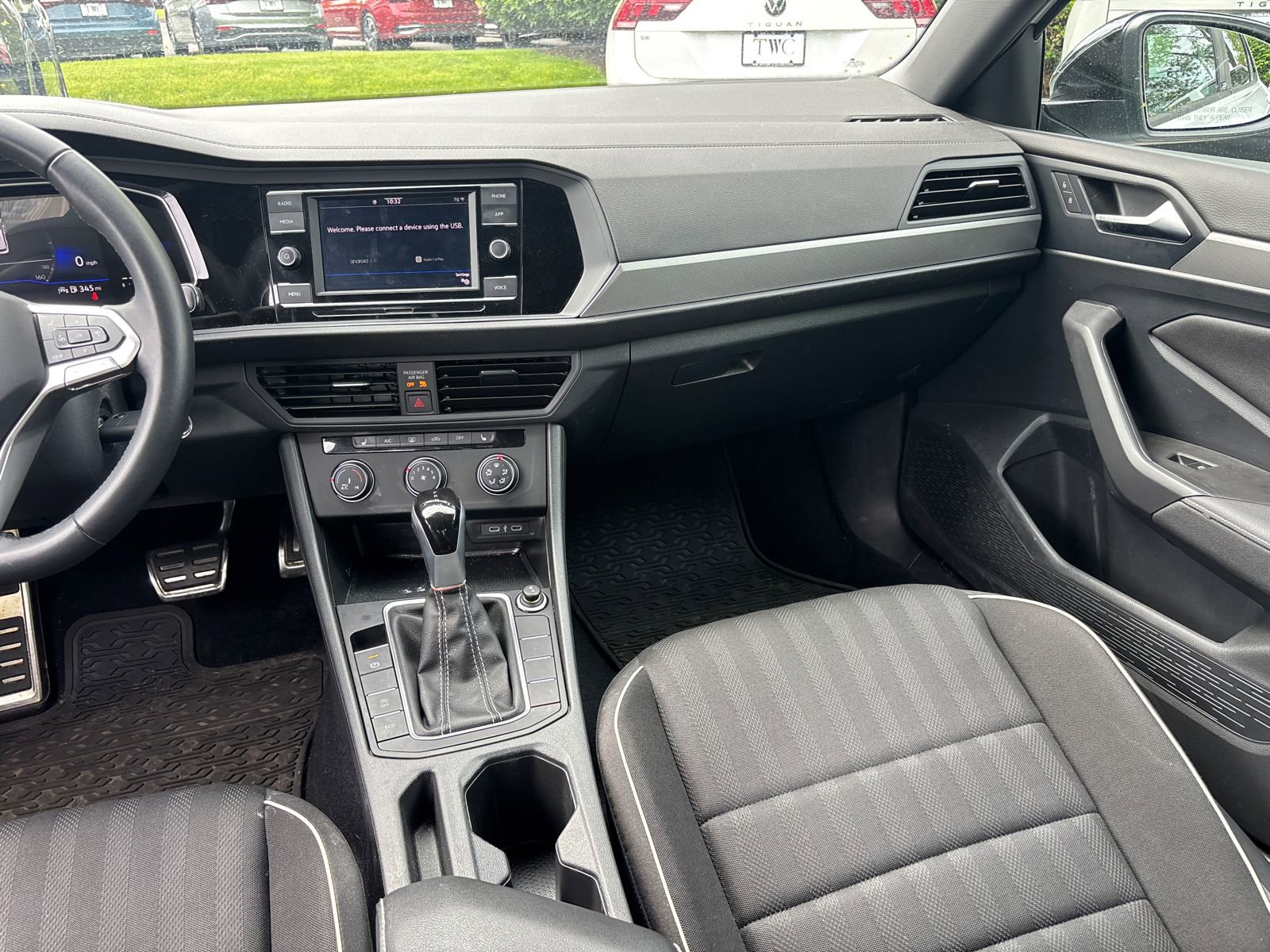 Used 2024 Volkswagen Jetta Sport FWD image 30