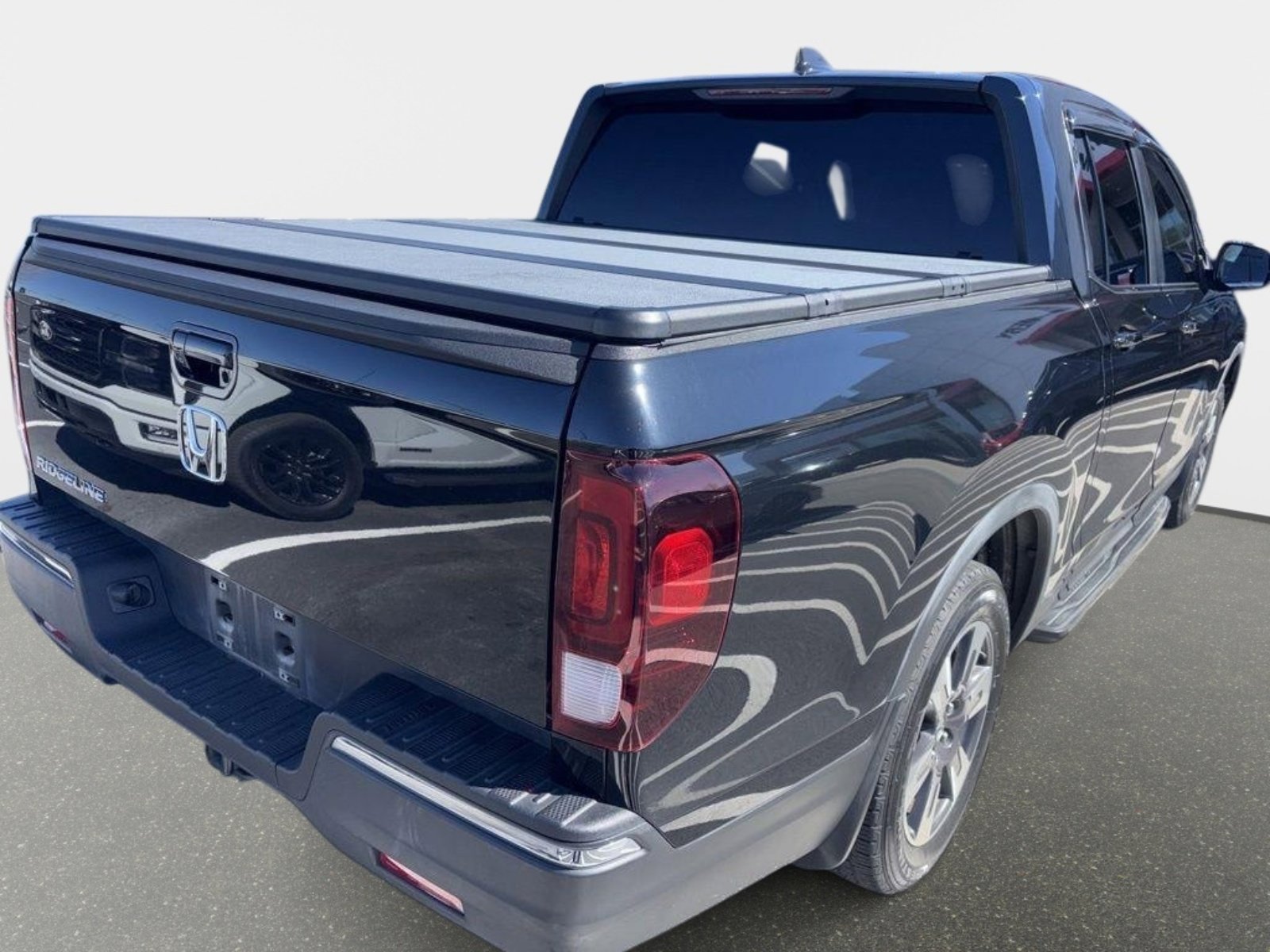 Used 2018 Honda Ridgeline RTL-T image 9