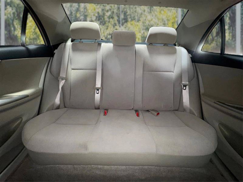 Used 2011 Toyota Corolla LE FWD image 15