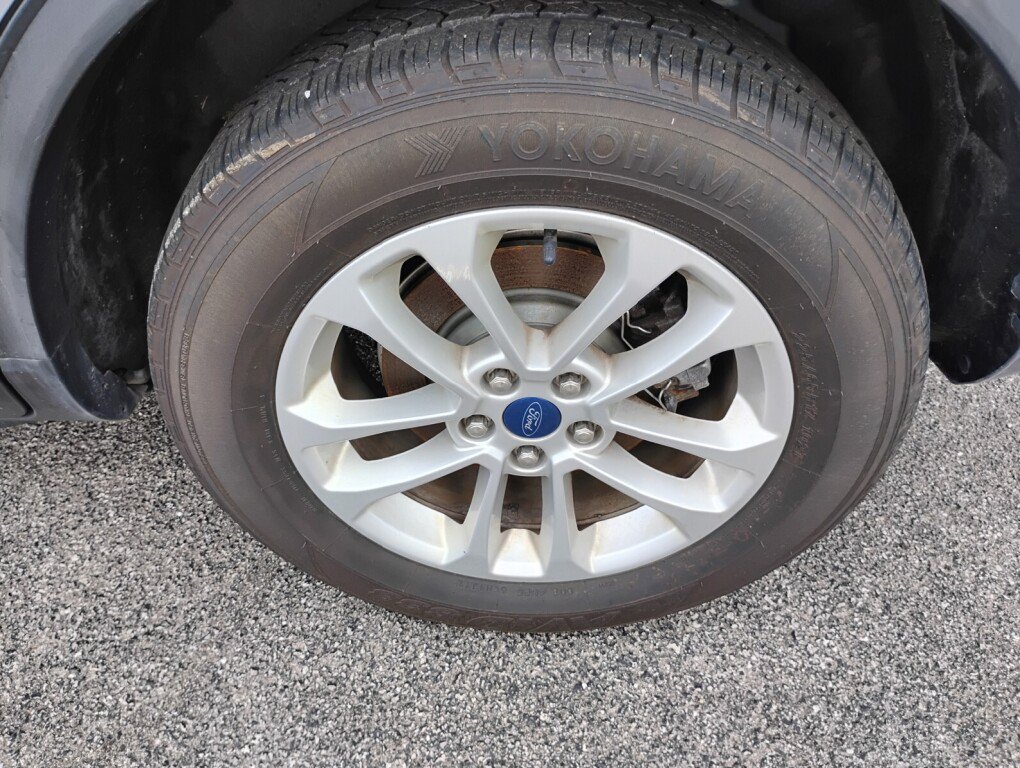 Used 2022 Ford Escape SE w/ Cold Weather Package AWD/4WD image 25