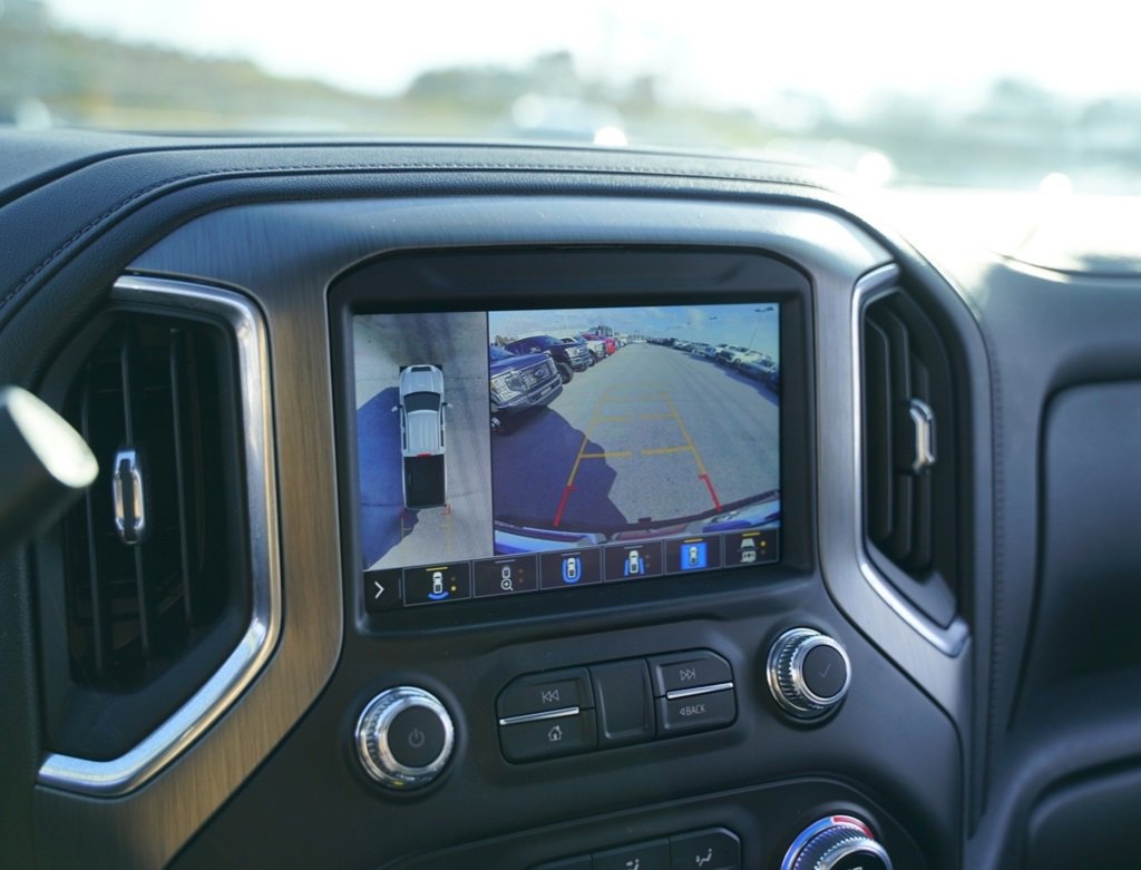 Used 2022 GMC Sierra 2500 Denali w/ Denali Black Diamond Edition image 19