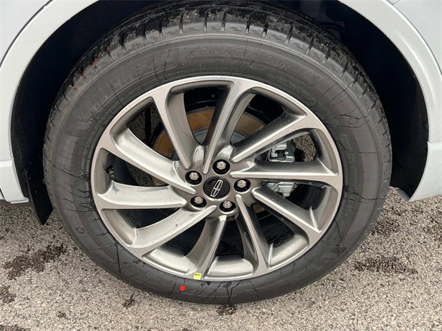 New 2025 Lincoln Corsair Grand Touring image 11