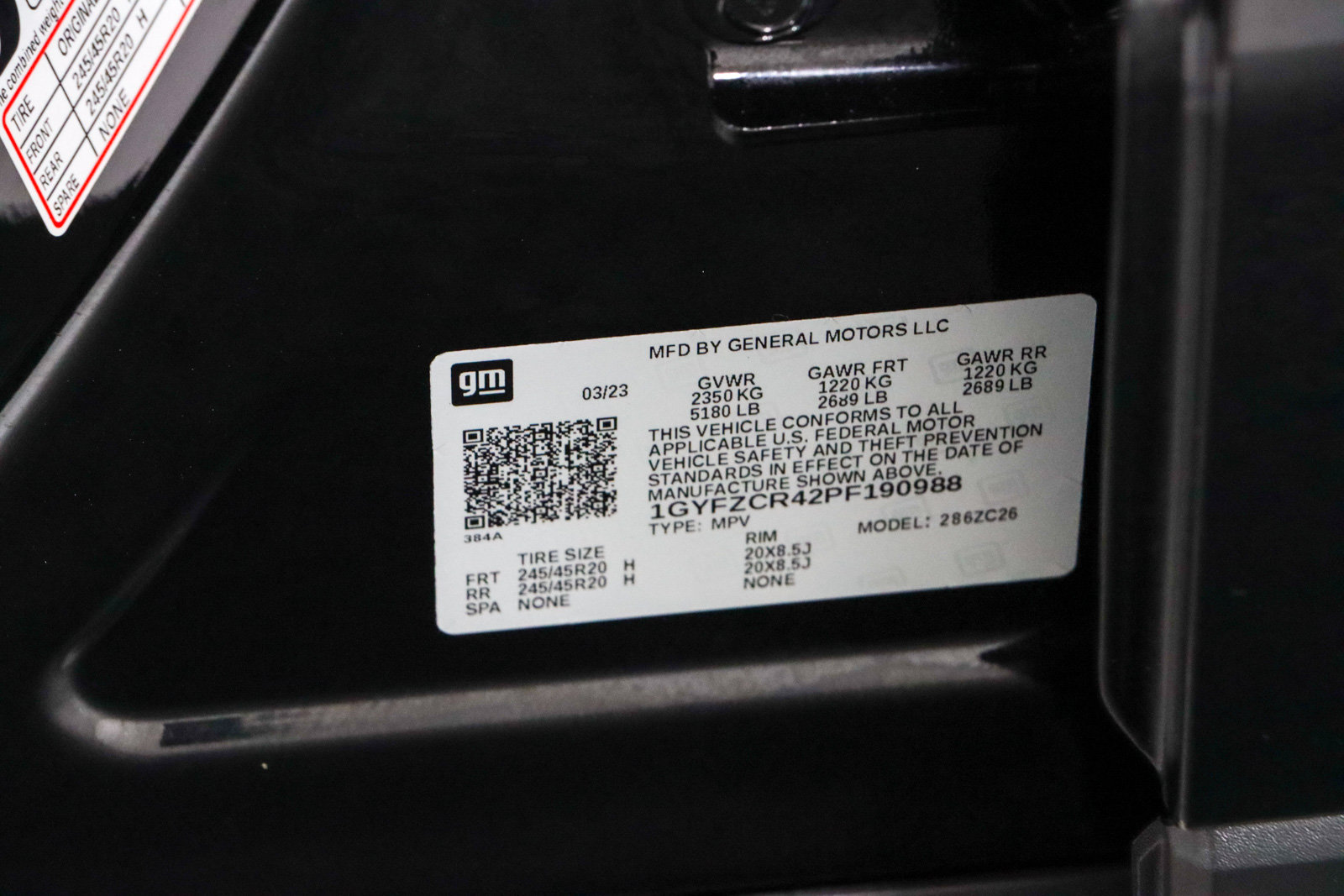 Used 2023 Cadillac XT4 Premium Luxury w/ Cold Weather Package FWD image 33