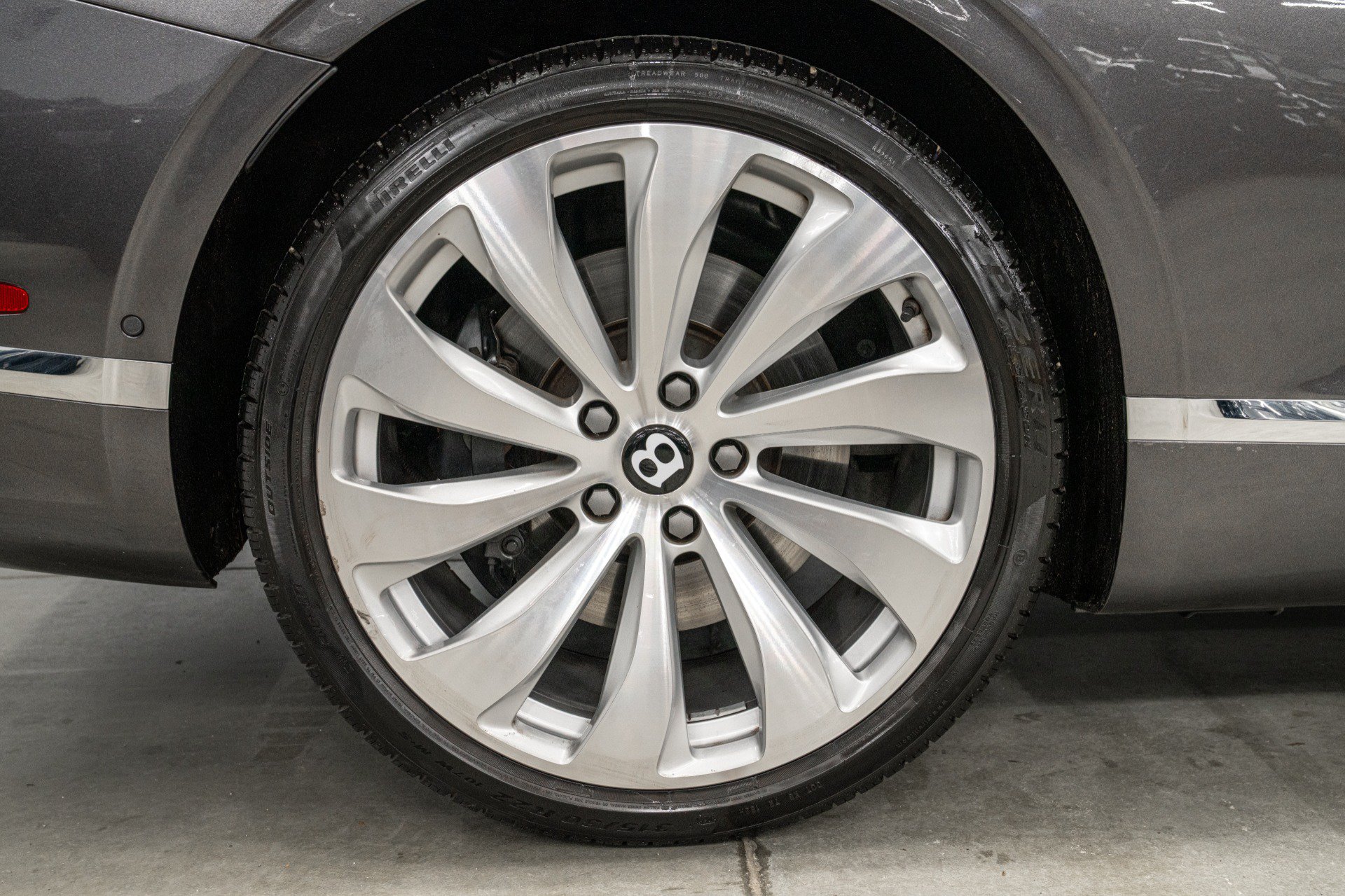Used 2024 Bentley Continental GT V8 AWD/4WD image 39