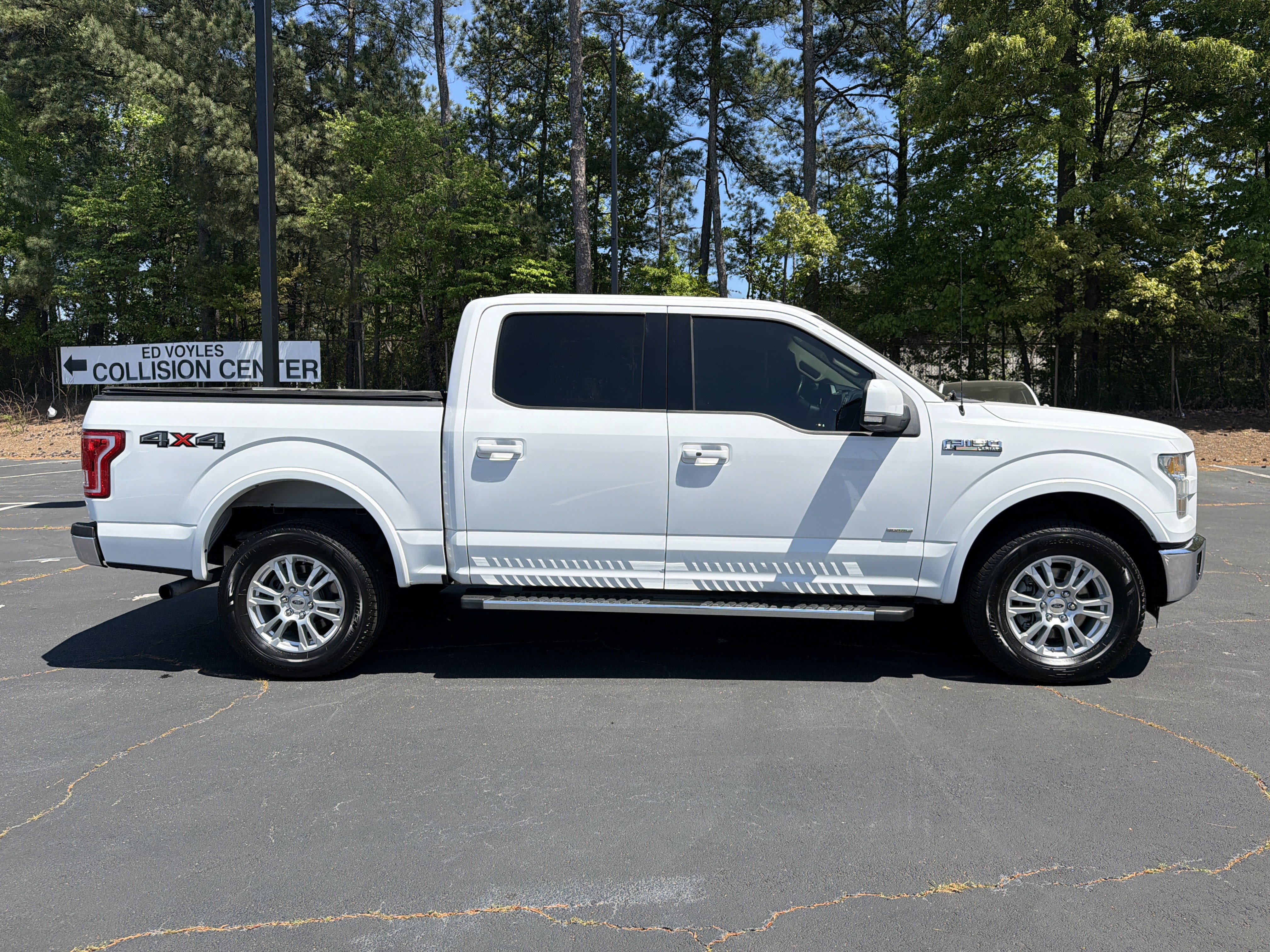 Used 2015 Ford F150 Lariat w/ Trailer Tow Package AWD/4WD image 9