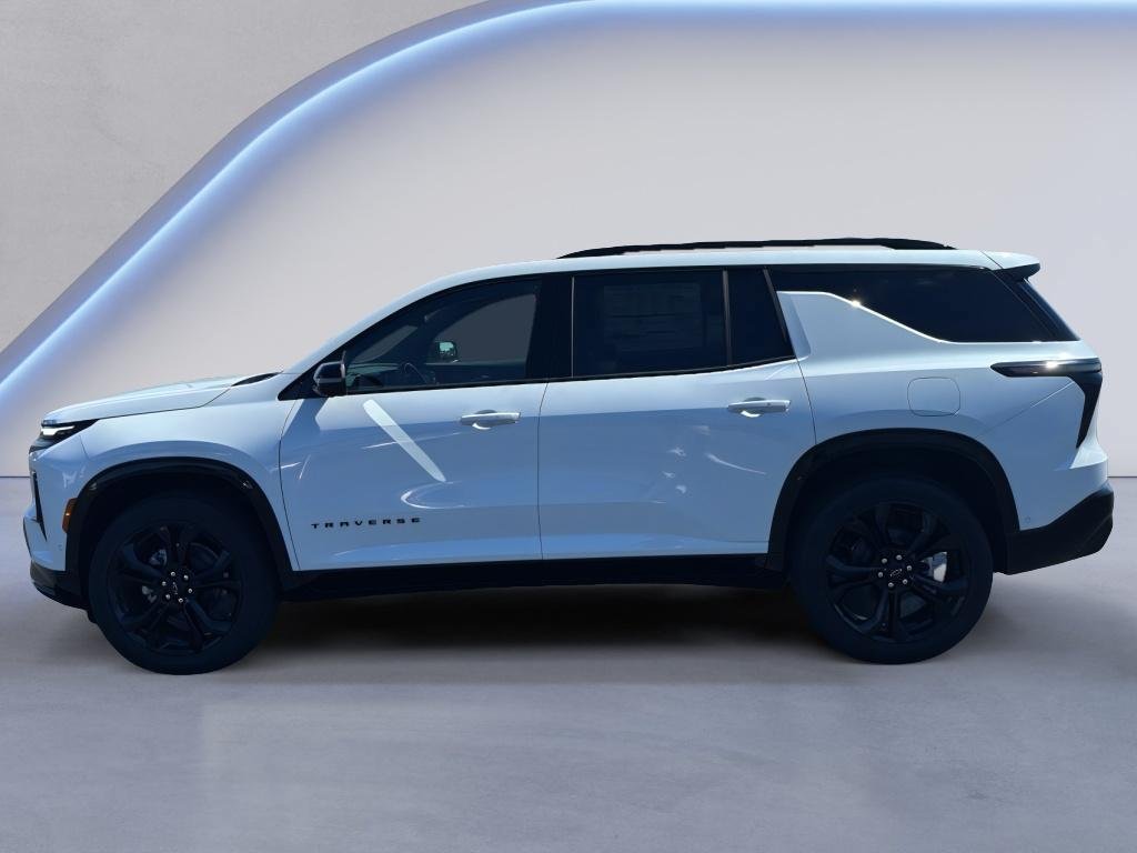New 2027 Chevrolet Traverse RS w/ LPO, Floor Liner Package AWD/4WD image 5