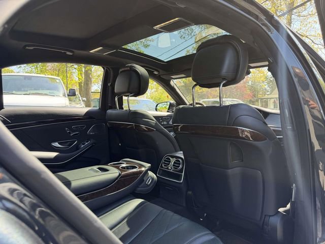 Used 2019 Mercedes-Benz S 560 4MATIC Sedan image 15