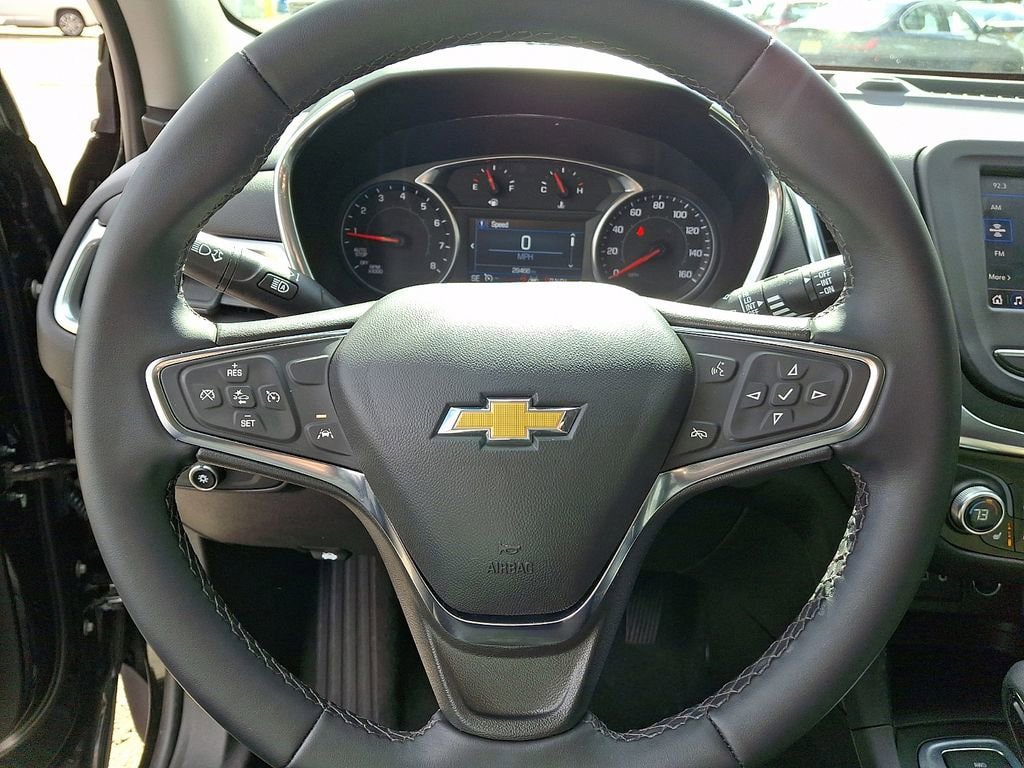 Used 2023 Chevrolet Equinox LT image 24