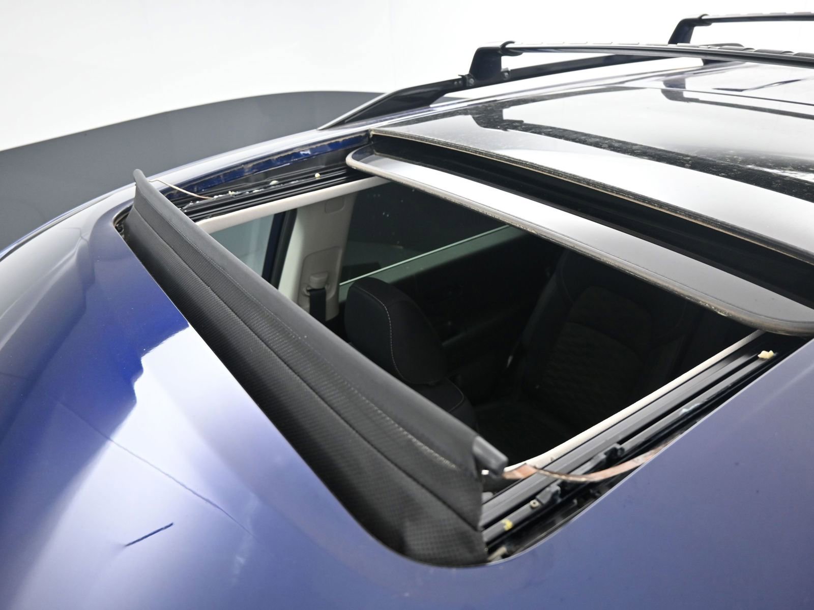 Used 2023 Nissan Pathfinder SV w/ SV Premium Package image 21