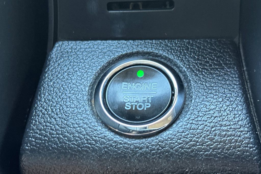 Used 2019 Ford Expedition Platinum image 28