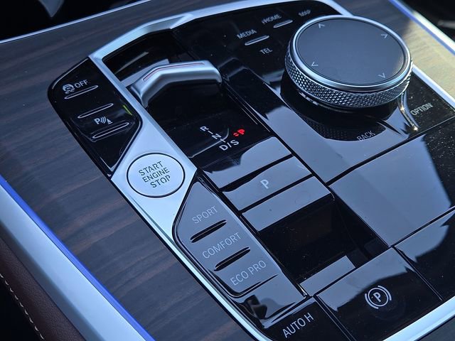 Used 2024 BMW X5 sDrive40i w/ Parking Assistance Package image 29