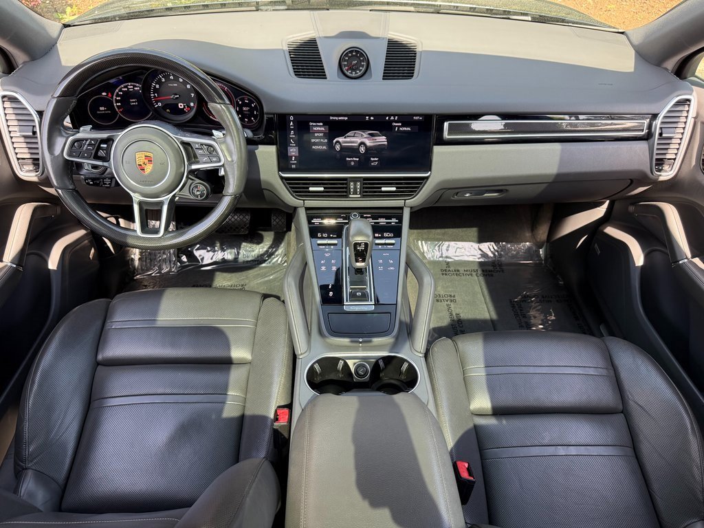 Used 2020 Porsche Cayenne image 38