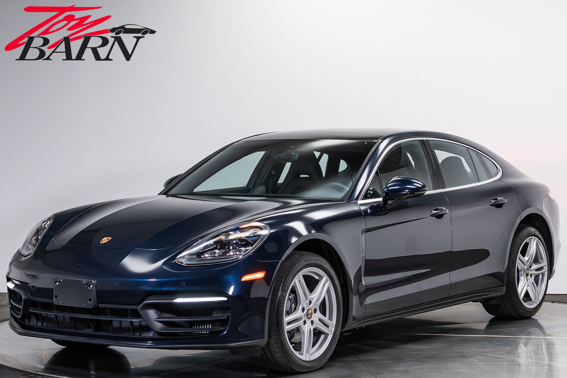 Used 2022 Porsche Panamera 4 Platinum Edition AWD/4WD image 1