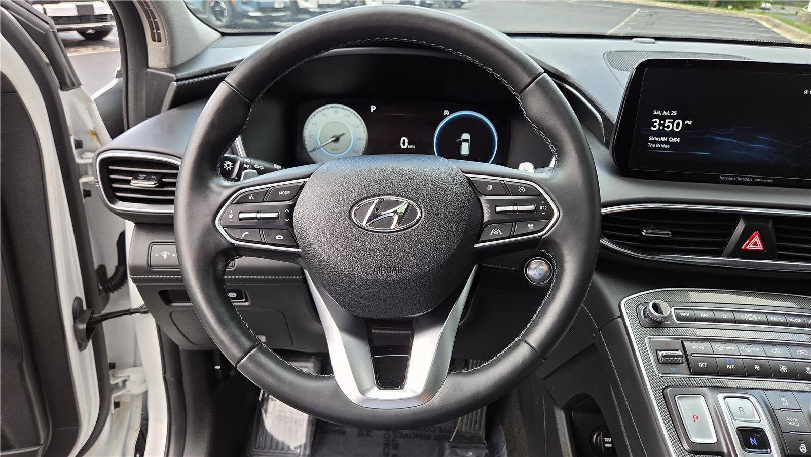 Used 2023 Hyundai Santa Fe Limited AWD/4WD image 18