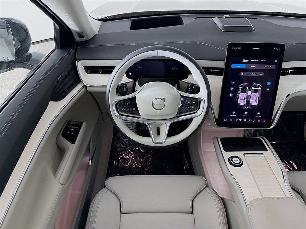 New 2025 Volvo EX90 Ultra w/ Protection Package Premier image 23