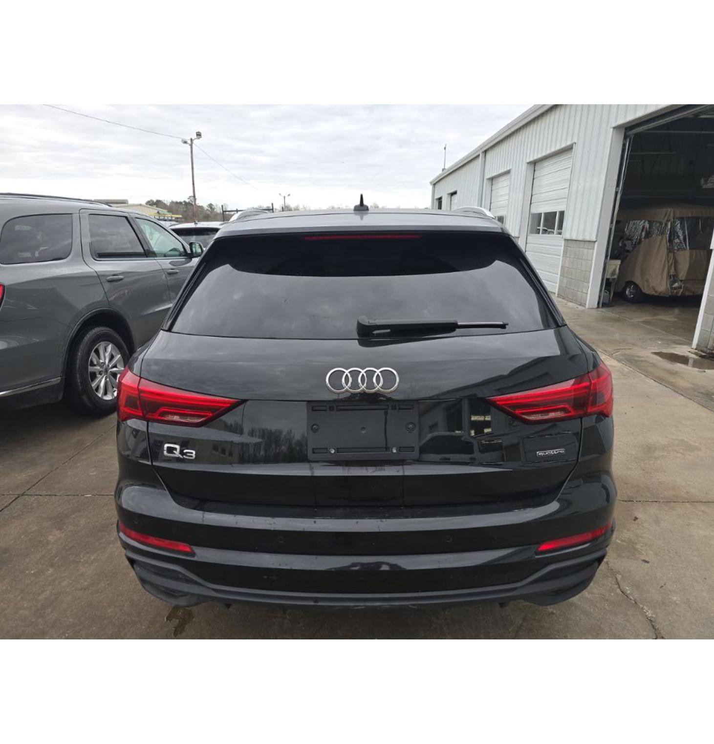 Used 2023 Audi Q3 2.0T Premium AWD/4WD image 26