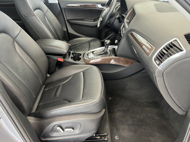 Used 2016 Audi Q5 2.0T Premium Plus w/ Technology Package image 13