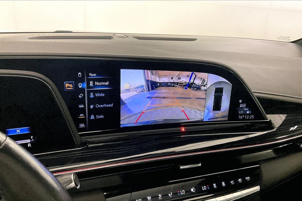 Used 2022 Cadillac Escalade Sport w/ Touring Package AWD/4WD image 27