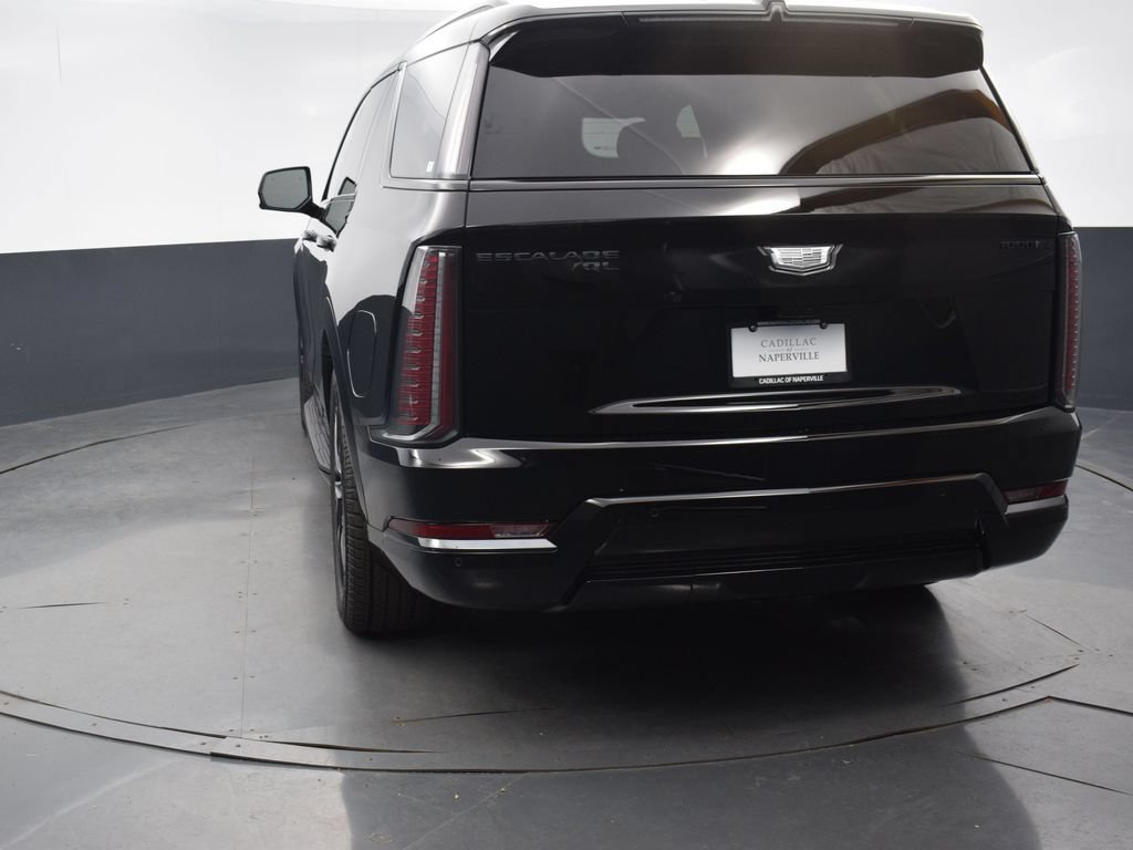 New 2026 Cadillac Escalade IQL Sport 2 w/ LPO, ONYX Package AWD/4WD image 5