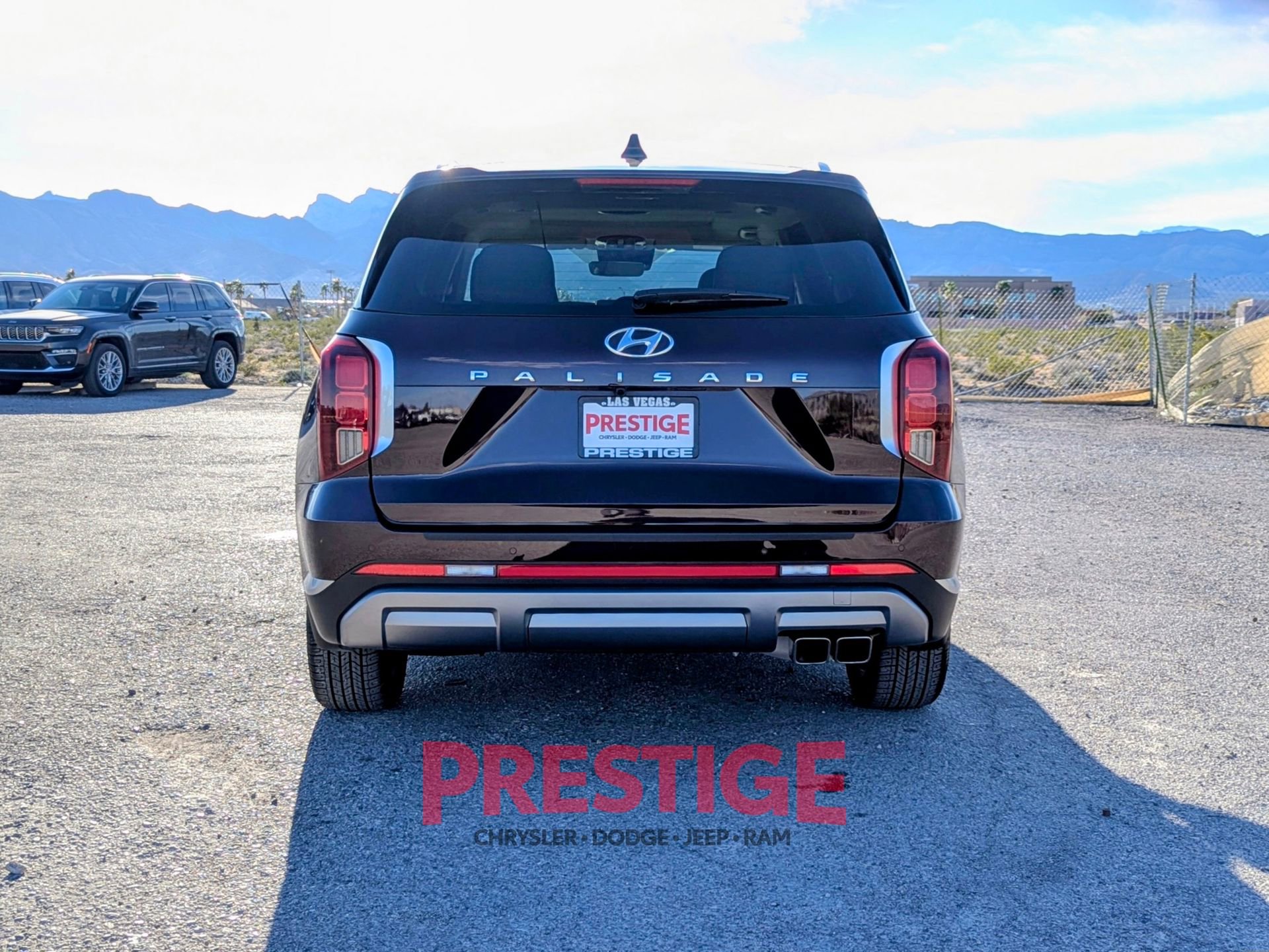 Used 2023 Hyundai Palisade Limited image 8
