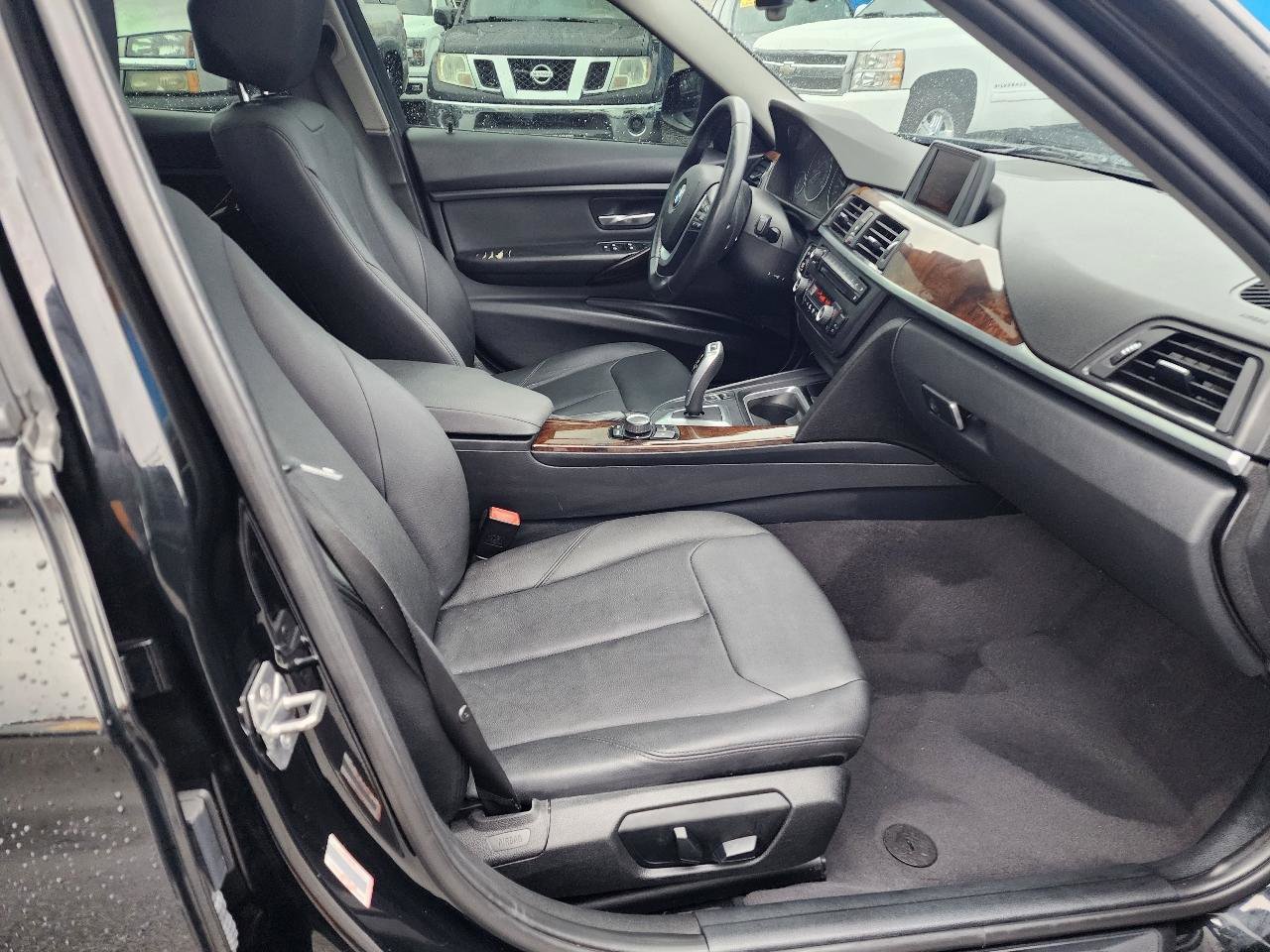 Used 2015 BMW 328i Sedan image 25