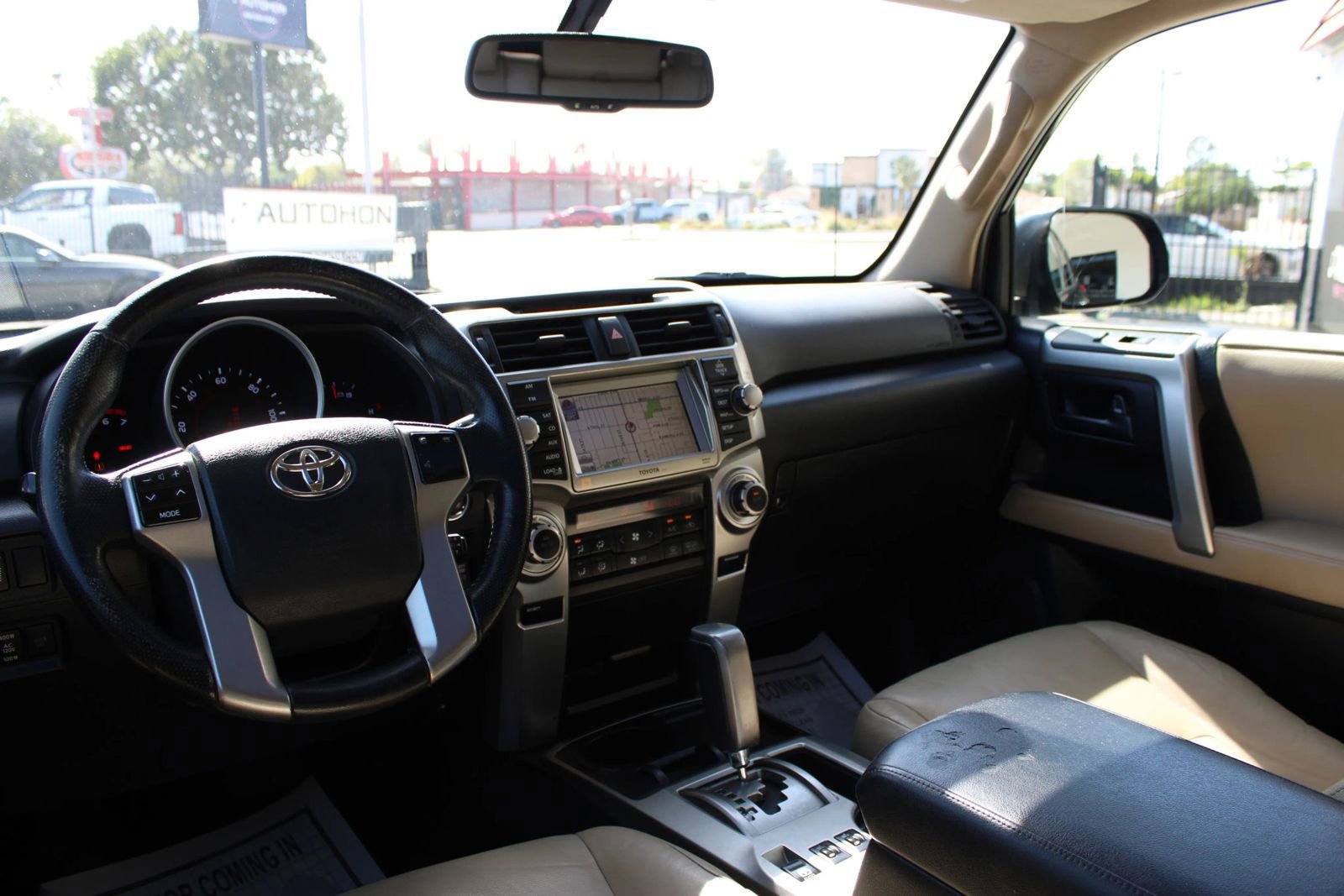 Used 2010 Toyota 4Runner Limited image 16