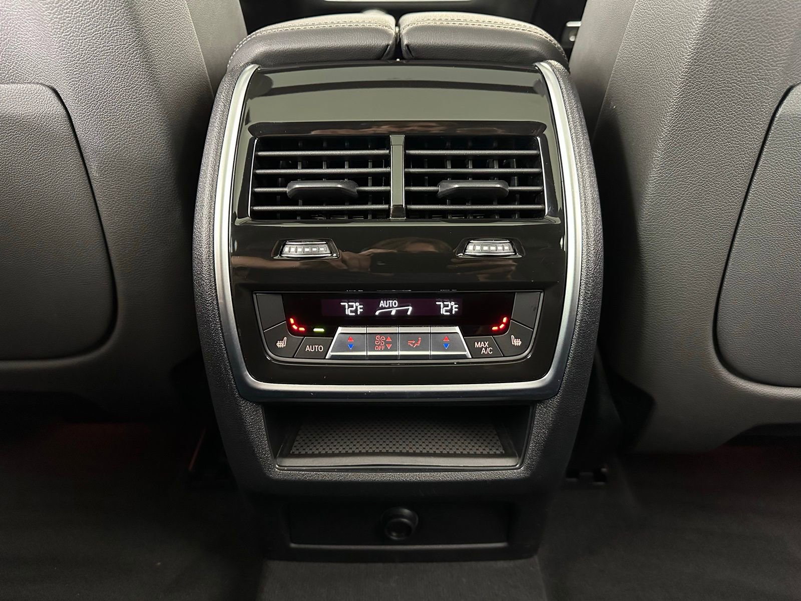 Used 2023 BMW X5 xDrive40i w/ Premium Package image 34