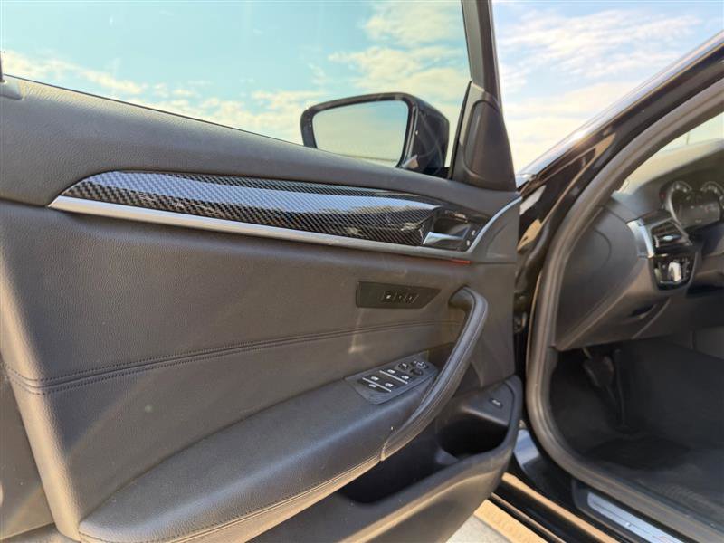 Used 2018 BMW 530i xDrive image 16