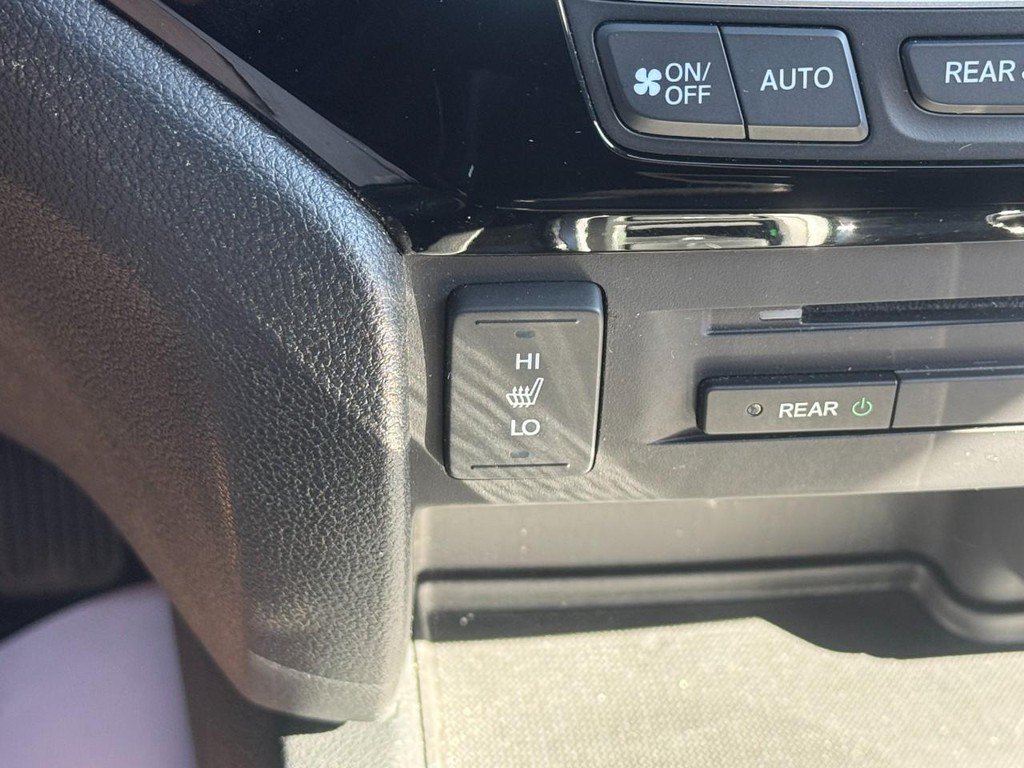 Used 2016 Honda Pilot Touring image 33