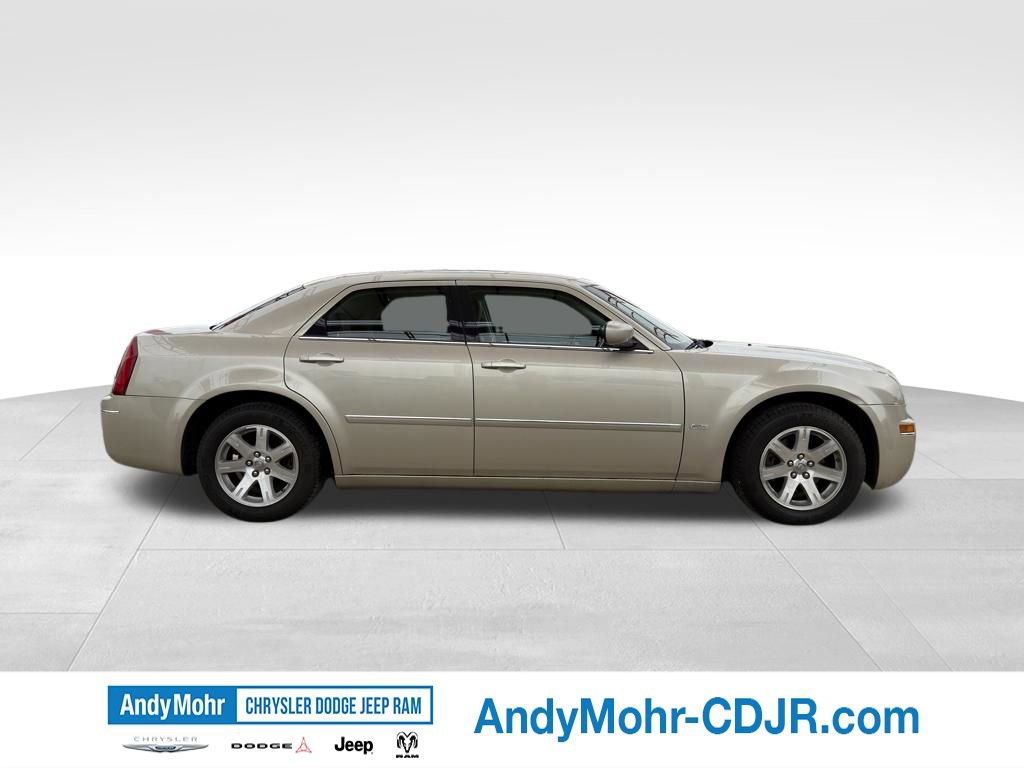 Used 2006 Chrysler 300 Touring RWD image 8