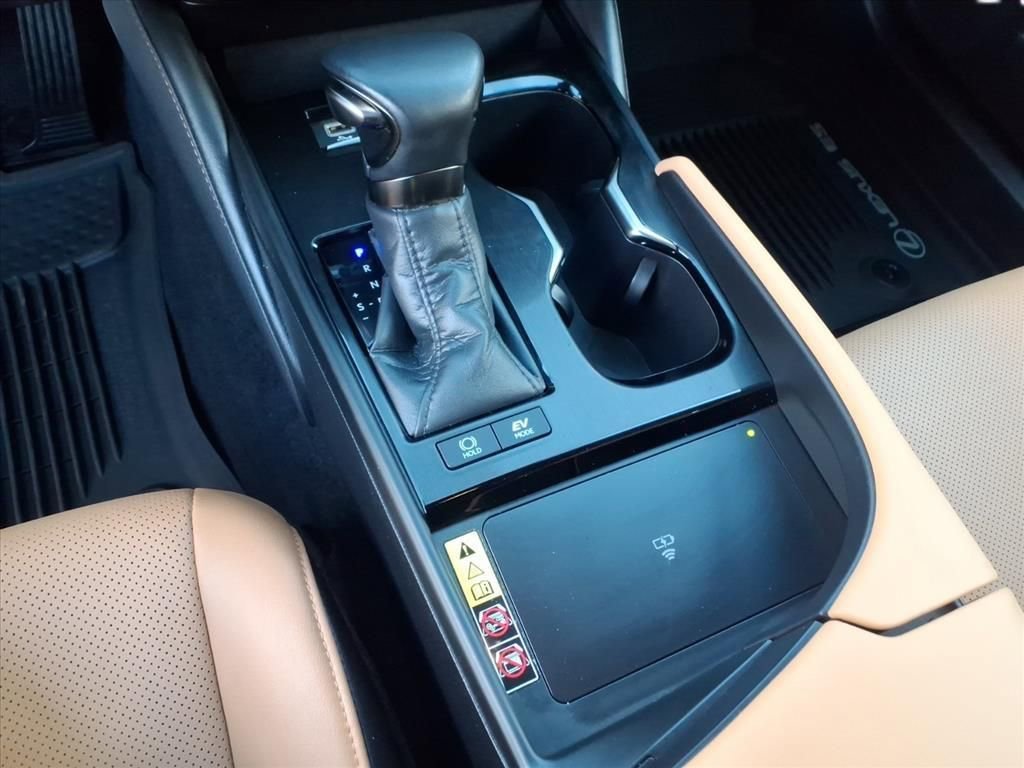 Used 2024 Lexus ES 300h w/ Premium Package image 21