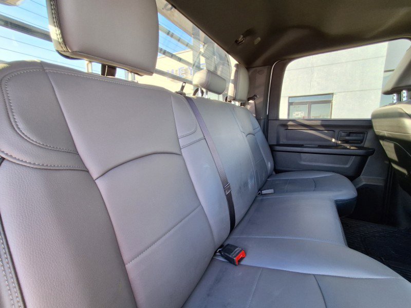 Used 2024 RAM 2500 Tradesman w/ Chrome Appearance Group image 15