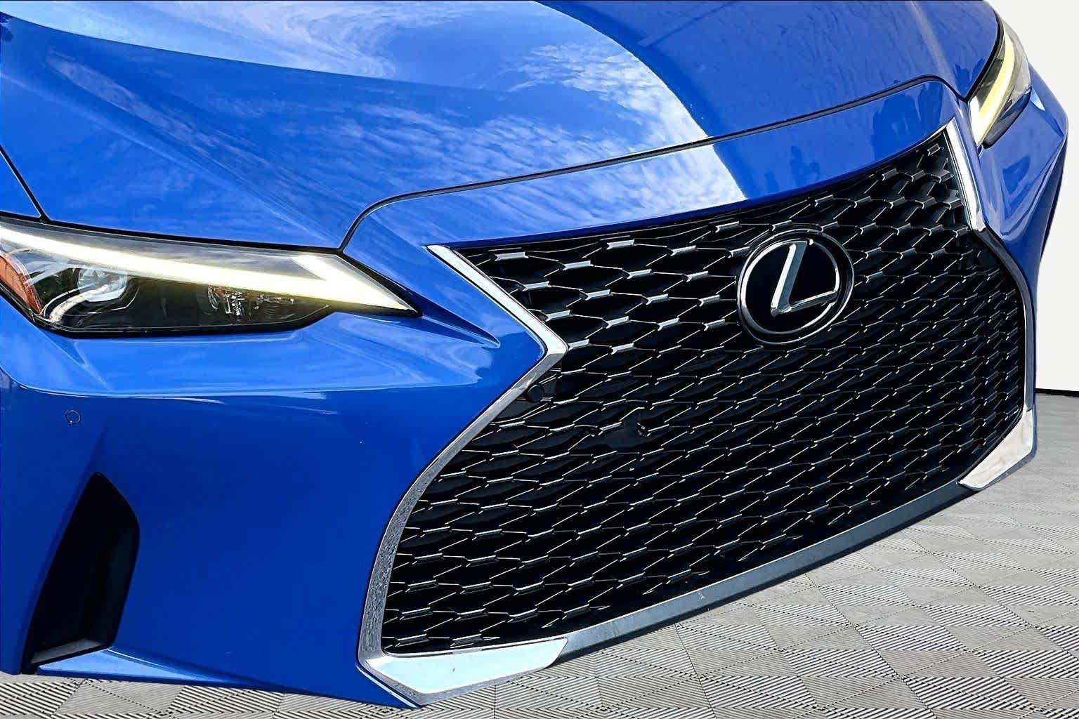 Used 2023 Lexus IS 300 w/ Premium Package RWD image 60