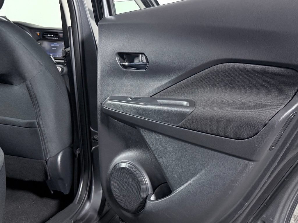 Used 2024 Nissan Kicks SV w/ Interior Electronics Package FWD image 27