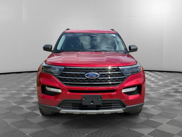 Used 2022 Ford Explorer XLT w/ Equipment Group 202A AWD/4WD image 8