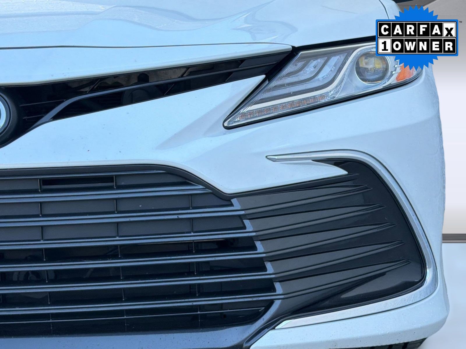 Used 2023 Toyota Camry XLE w/ Cold Weather Package image 11