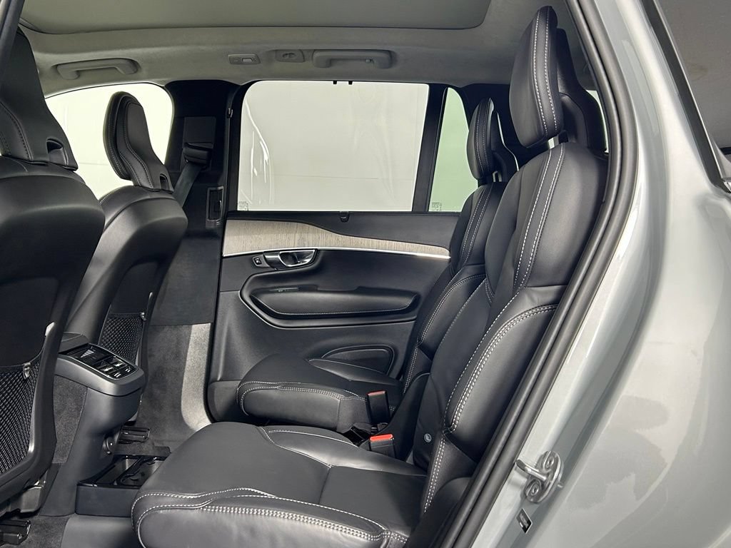 Used 2024 Volvo XC90 B6 Ultimate w/ Lounge Package AWD/4WD image 19