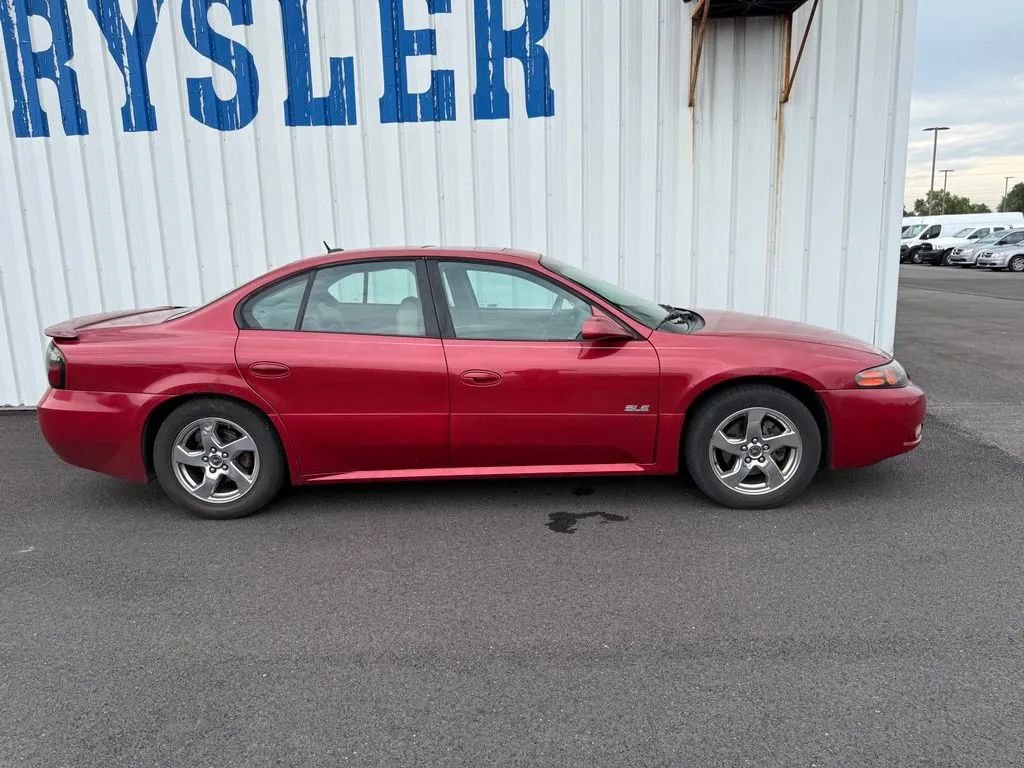 Used 2005 Pontiac Bonneville SLE w/ Premier Edition FWD image 9
