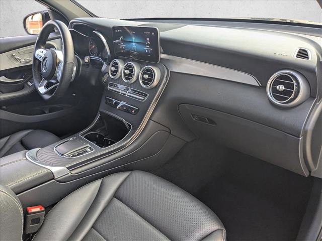 Used 2022 Mercedes-Benz GLC 300 image 21