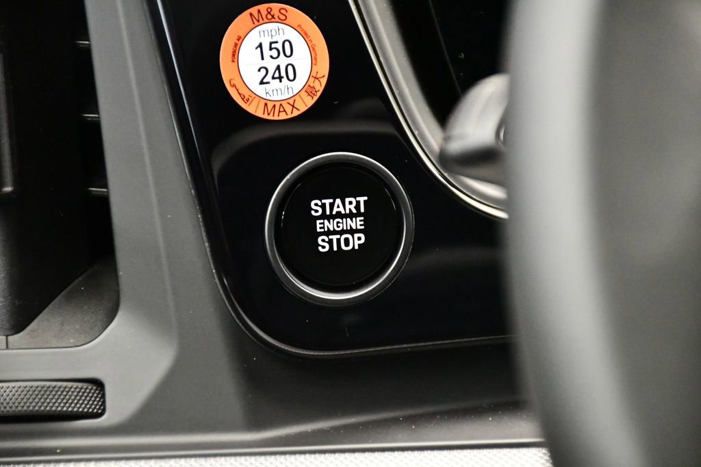 Certified 2025 Porsche Cayenne image 26