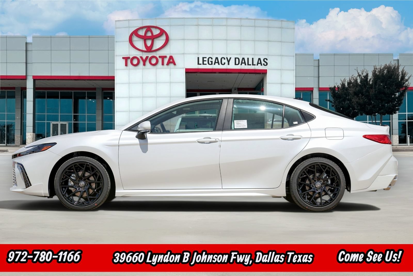 New 2026 Toyota Camry XSE FWD image 7