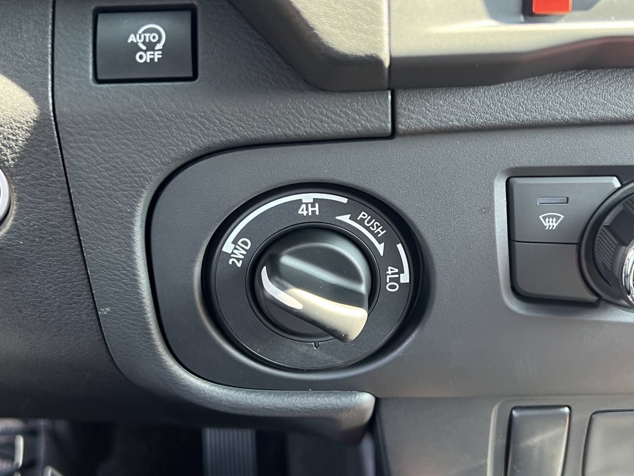 Used 2025 Nissan Frontier PRO-4X w/ Interior Protection Package AWD/4WD image 19