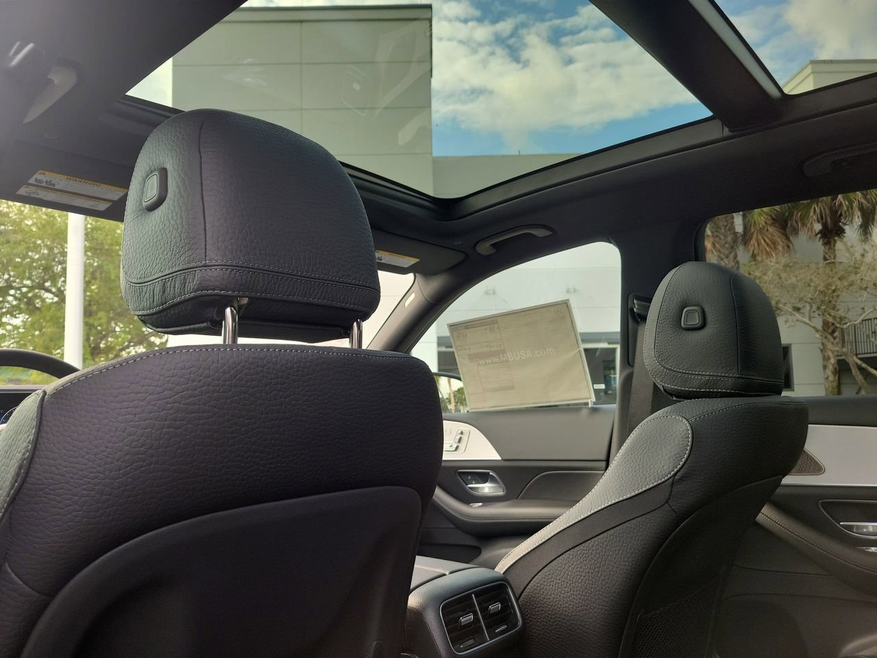 New 2026 Mercedes-Benz GLE 580 4MATIC image 13