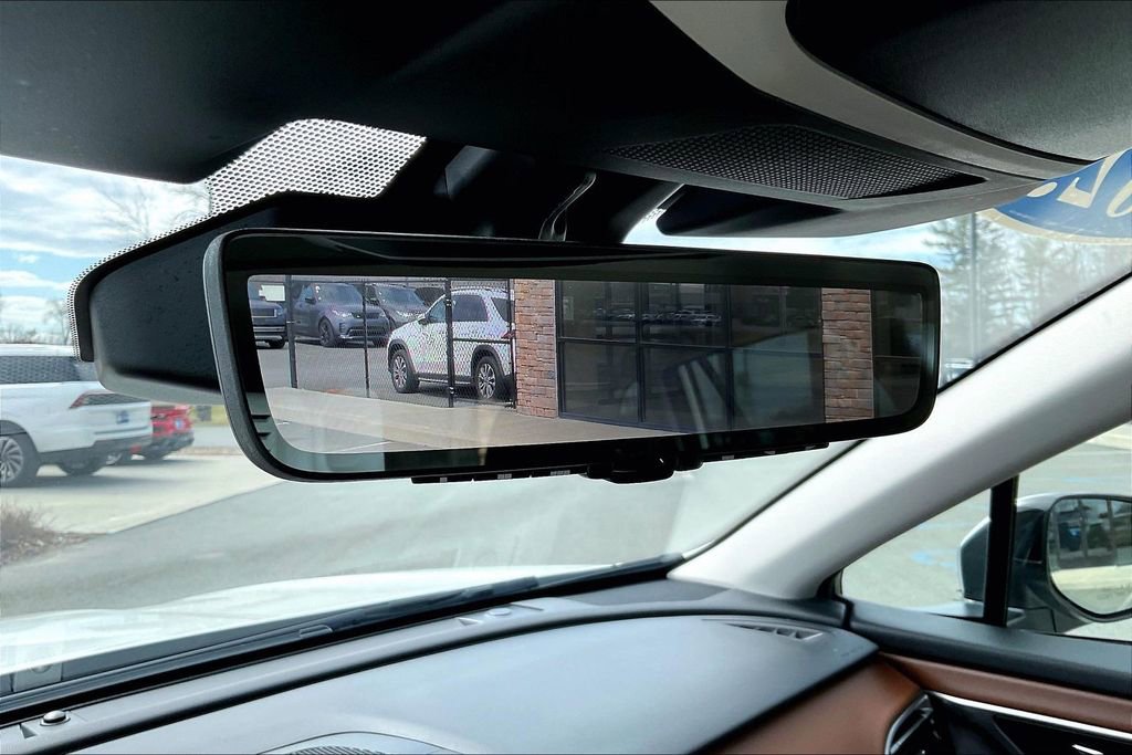 Used 2023 Subaru Outback Touring XT image 15